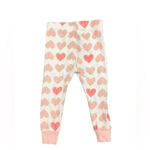✨BABYS HEART LEGGINGS✨